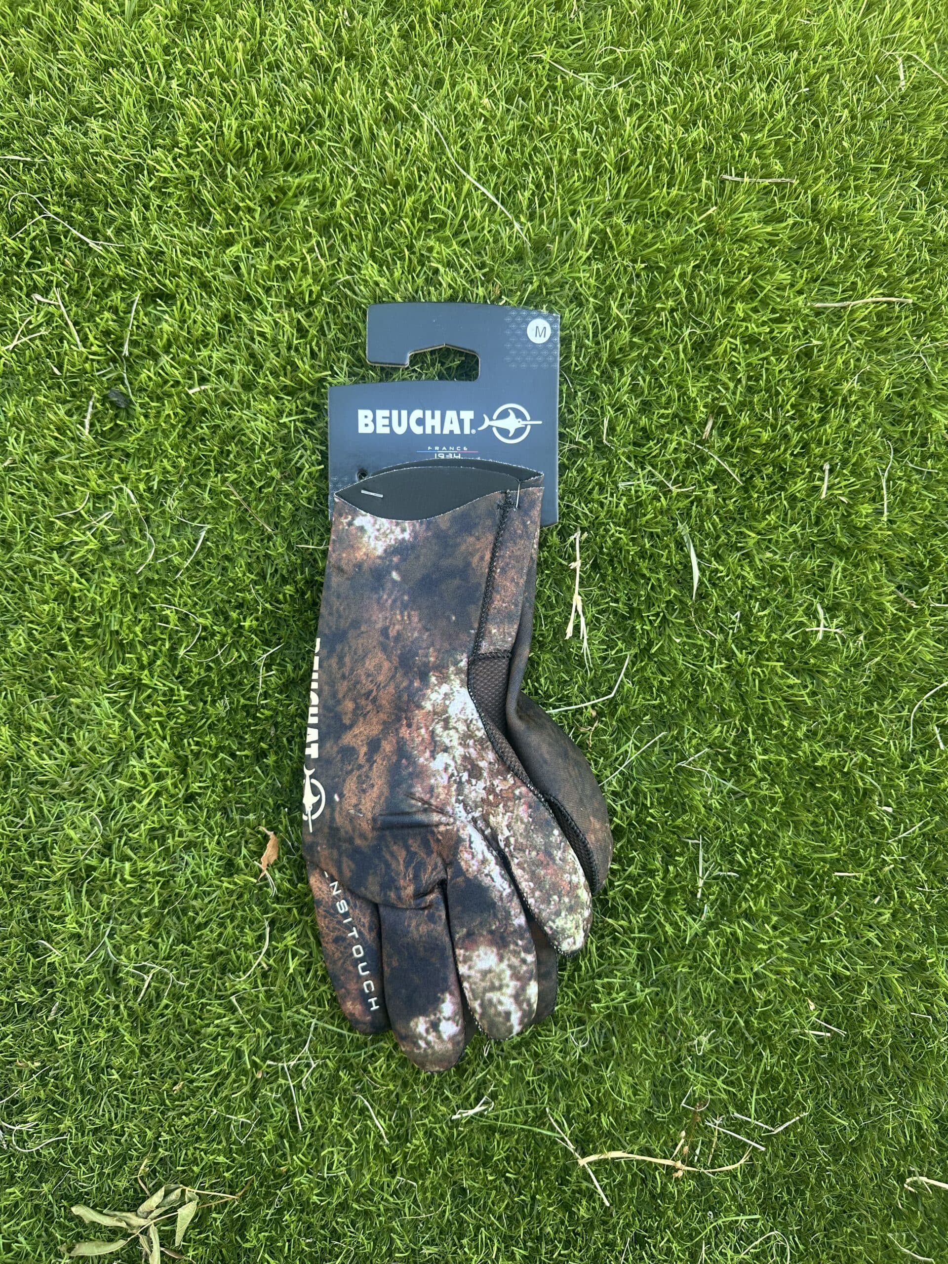 Photo principale de l'annonce: Gants Beuchat 1,5mm rocksea Taille M
