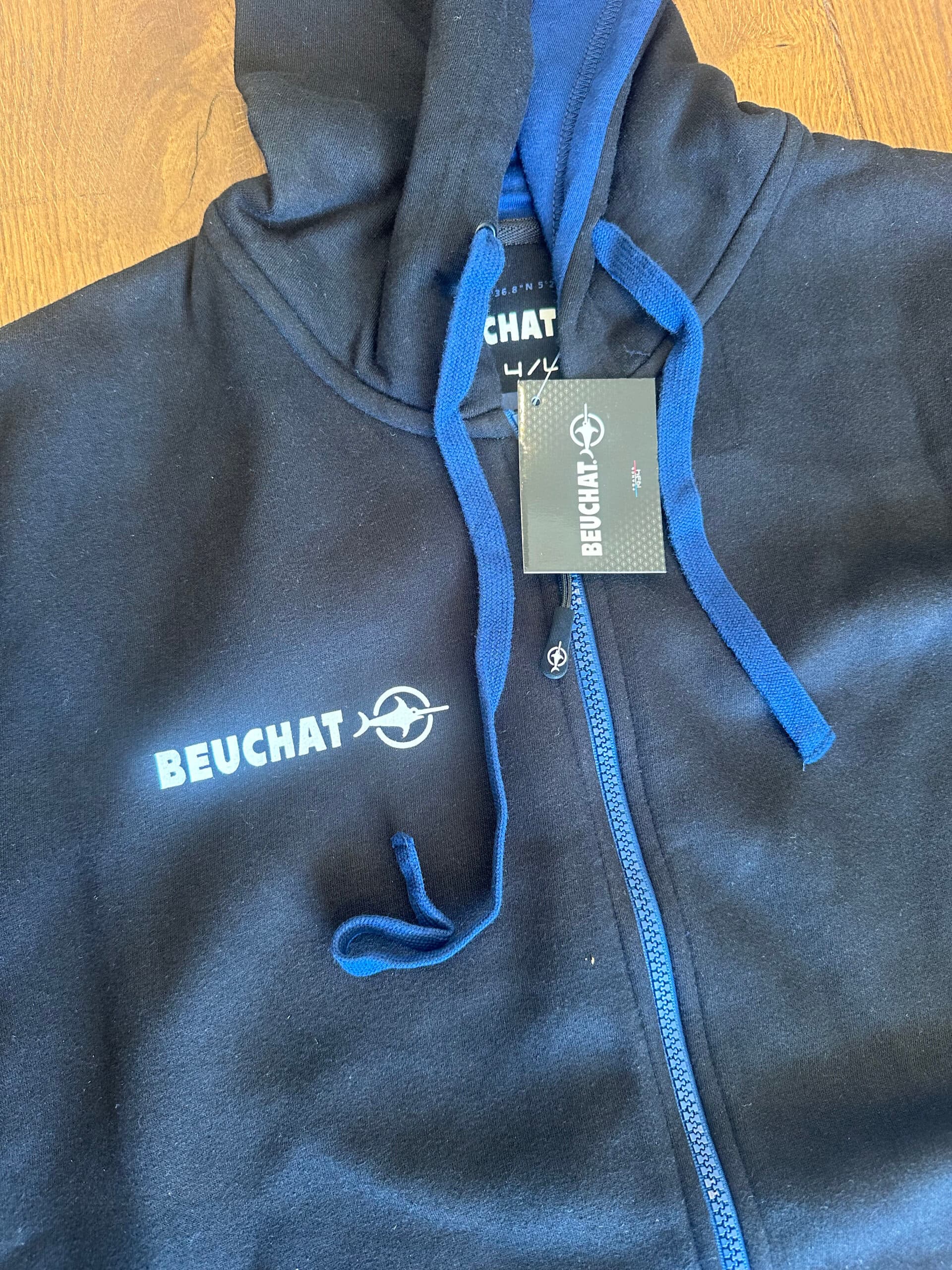 Photo 2 de l'annonce: Sweat Beuchat Capuche zippé Taille L