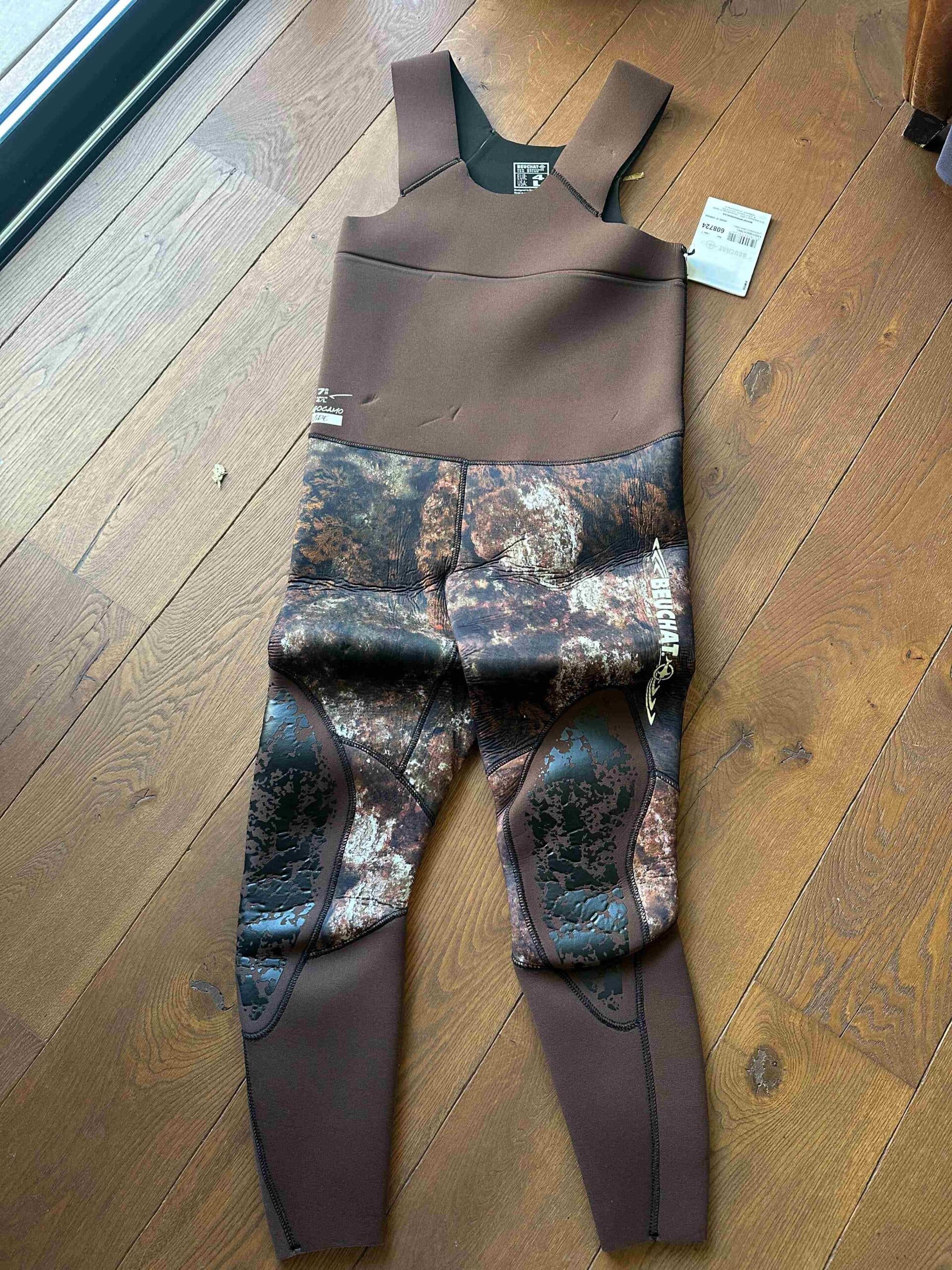 Photo principale de l'annonce: Pantalon Beuchat rocksea 7mm taille L