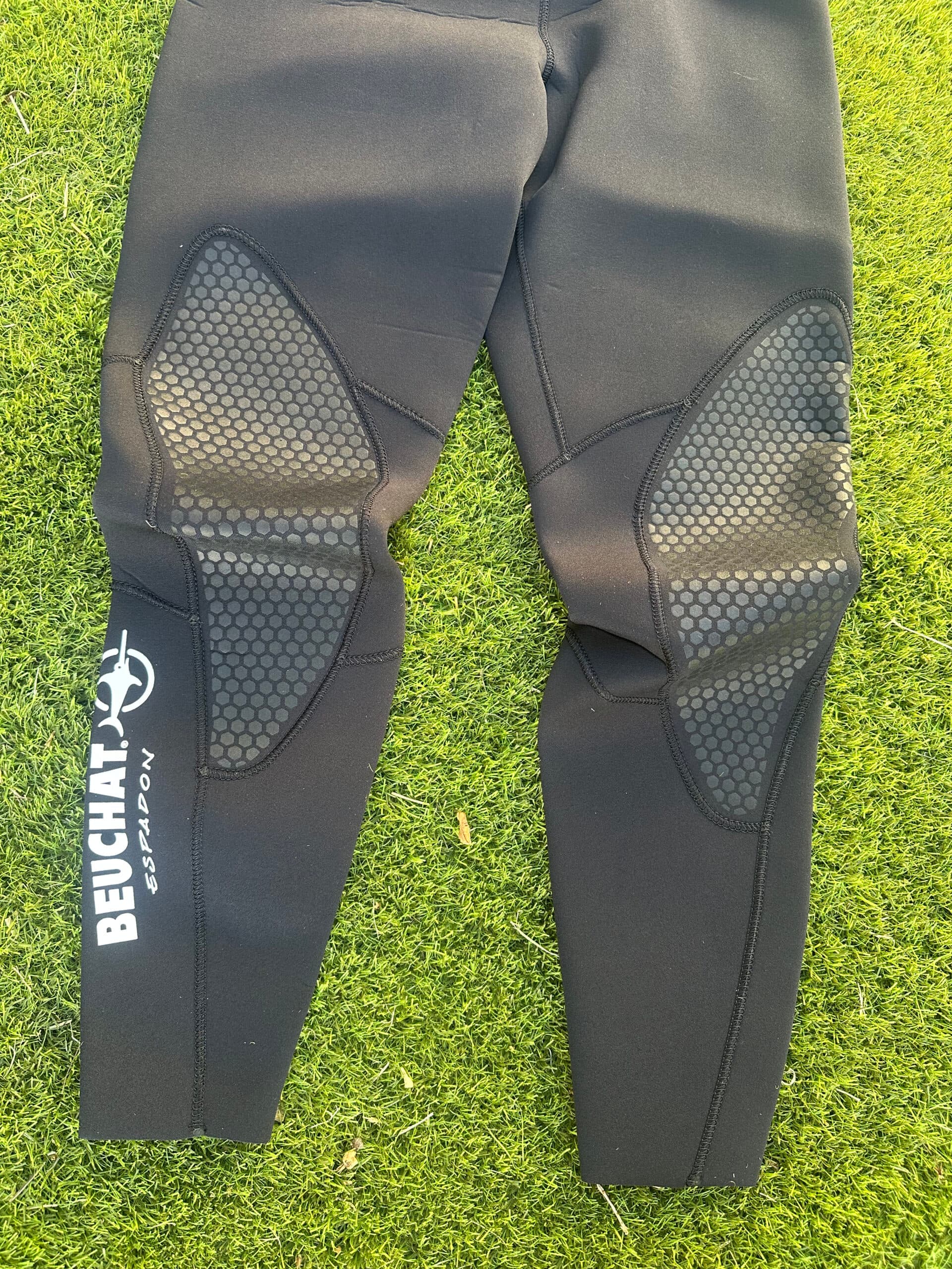 Photo principale de l'annonce: Pantalon de combinaison Beuchat 3mm Taille M