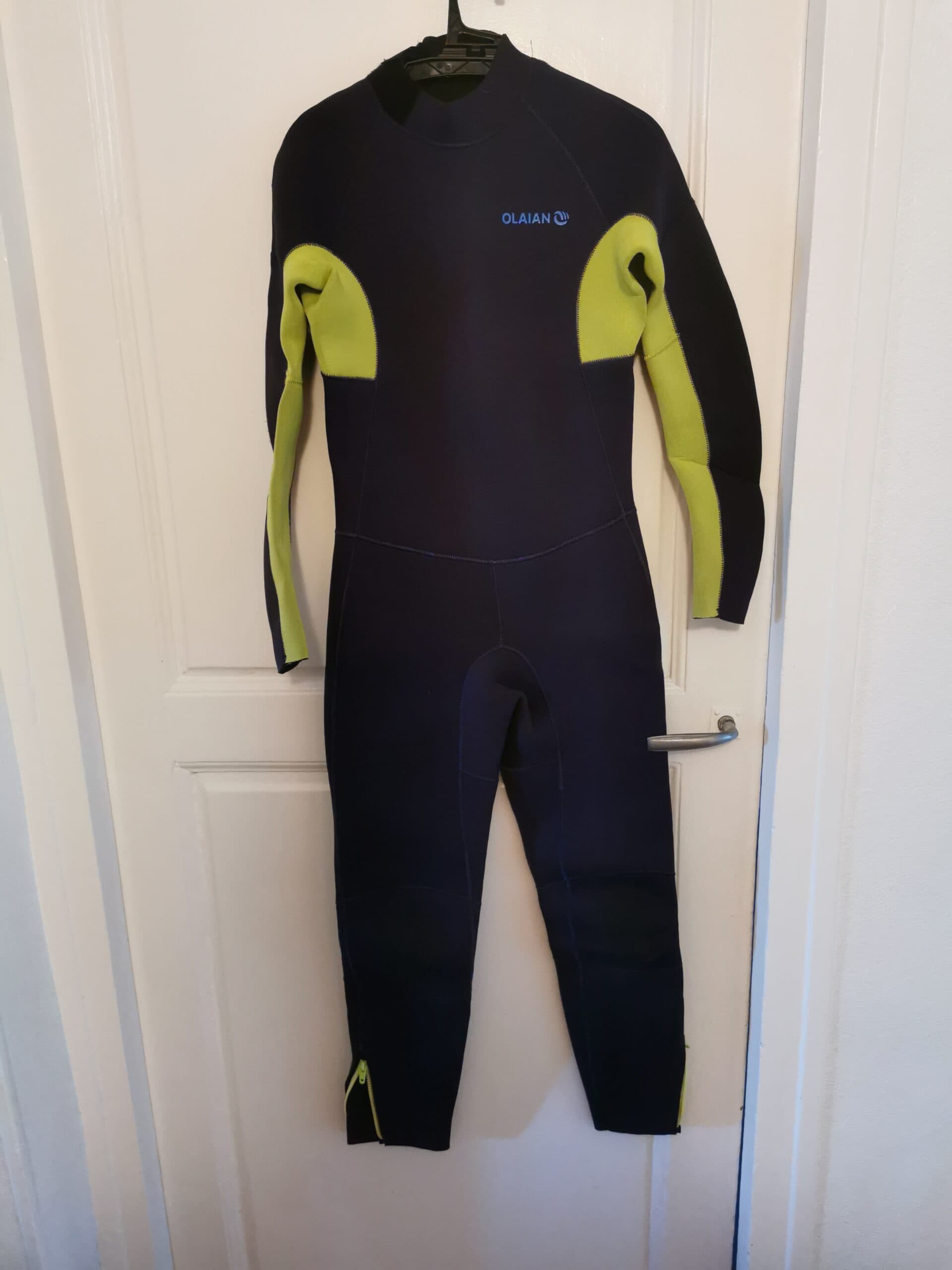 Photo principale de l'annonce: Combinaison neoprene 14 ans OLAIAN