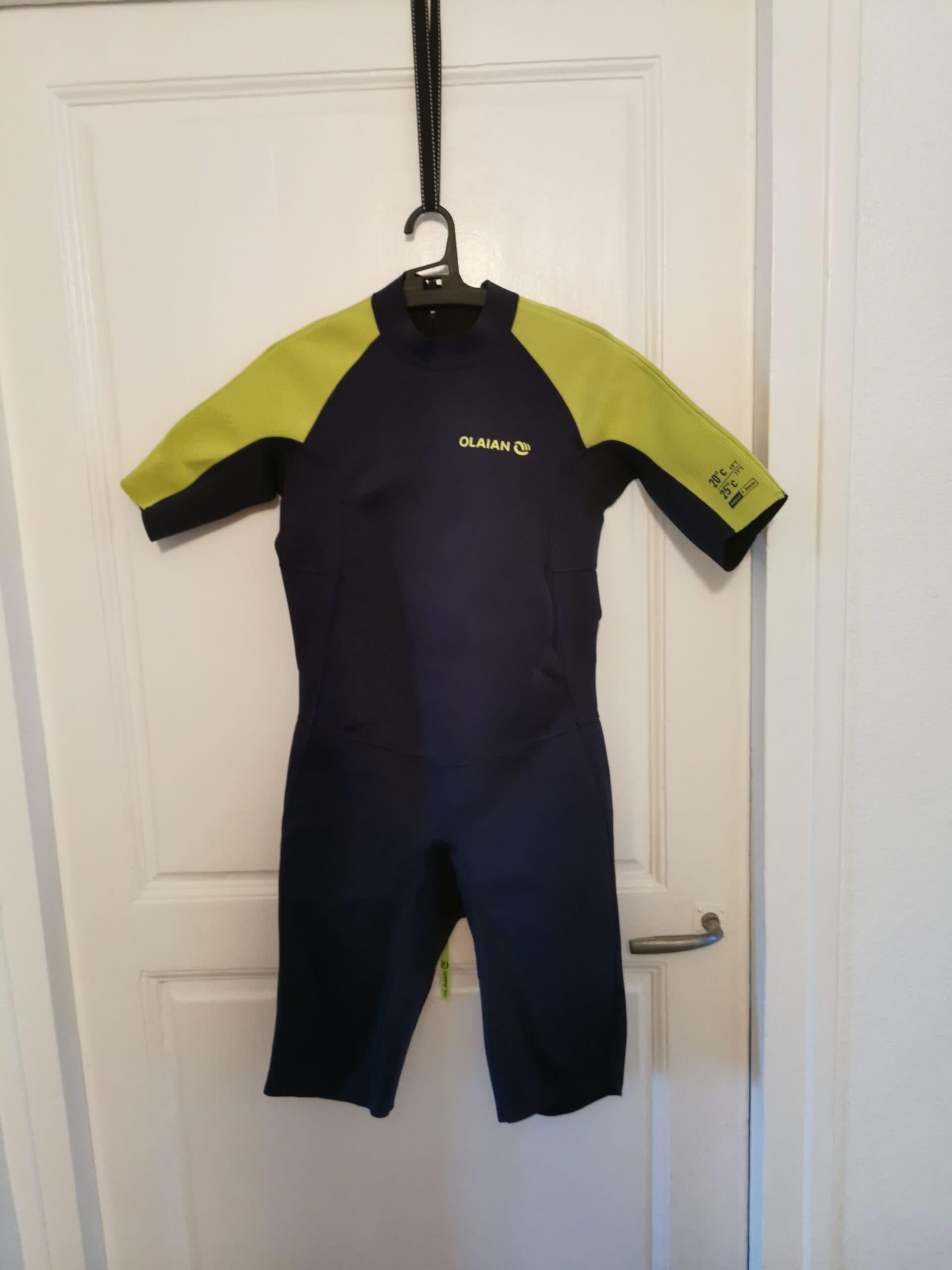 Photo principale de l'annonce: Combinaison neoprene snorkeling 14 ans OLAIAN
