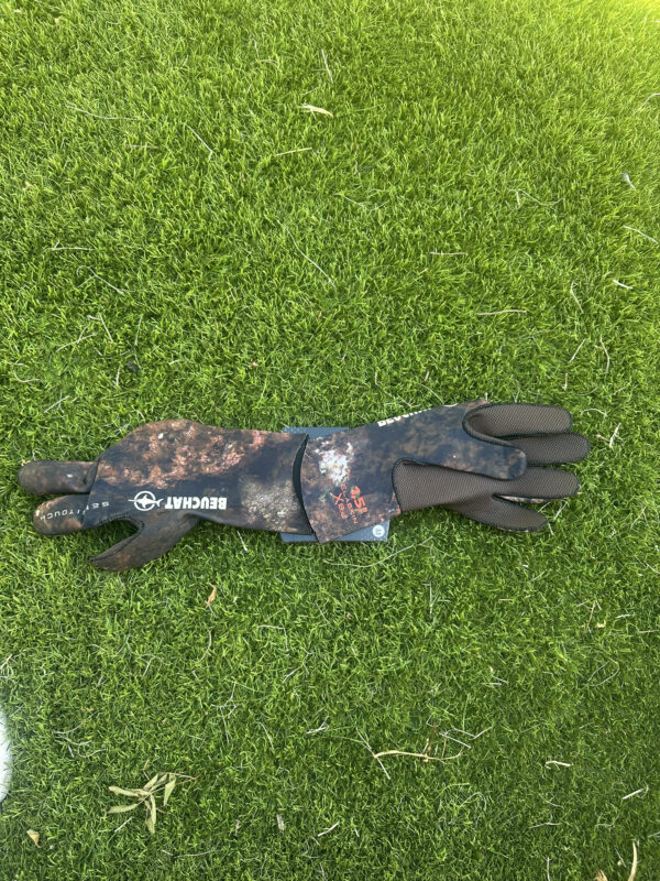 Gants Beuchat 1,5mm rocksea Taille M – Image 4